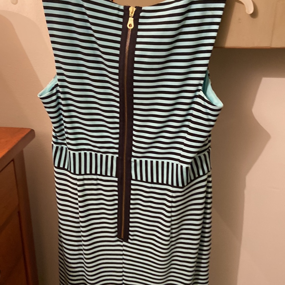 Dress - Picture 4 of 4